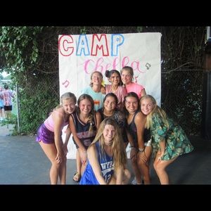 Meet your Posher, Macy